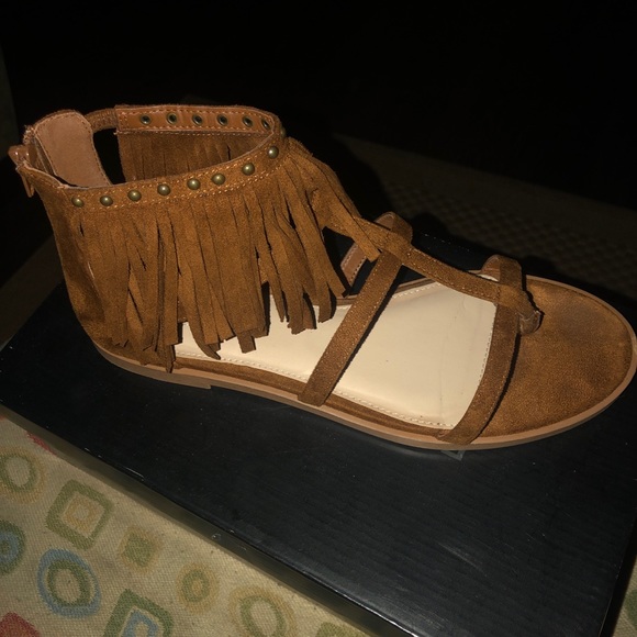 Sandals - Picture 2 of 2